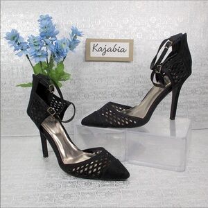 QUPID Black Cut-Out Ankle Strap Heels Size 10
